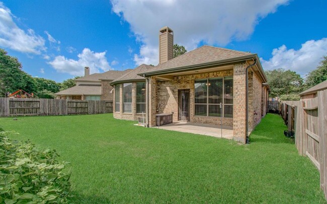Building Photo - 5015 Crystal Wind Ln