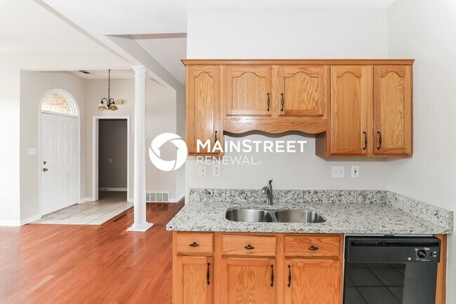 Building Photo - 3 Bedroom Pet-Friendly Home in Olive Branch, MS with Main Street Renewal