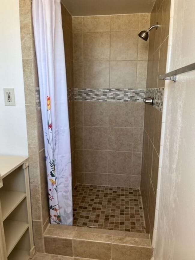 Building Photo - Spacious 3-Bedroom, 2-Bath Home – 1,510 Sq. Ft.