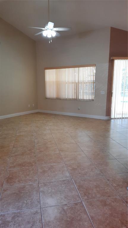 Building Photo - 58 Burning Bush Dr