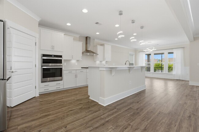 Building Photo - 7129 Spoleto Dr