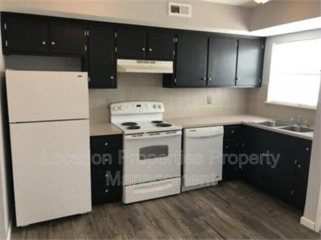 Building Photo - 826 Kentucky St