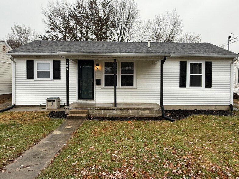 Primary Photo - 509 E Mill St