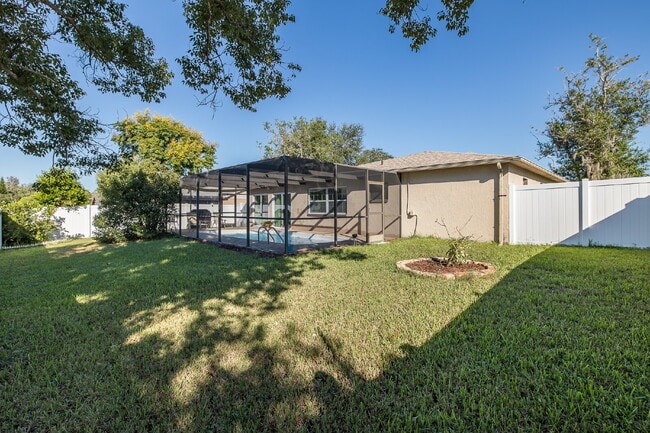 Building Photo - 7334 Bent Oak Dr