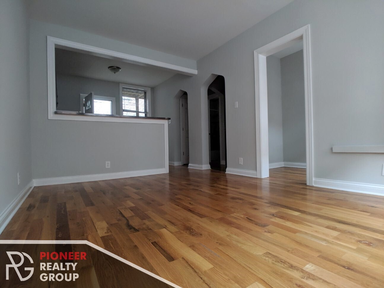 Building Photo - 4409 N Wolcott Ave