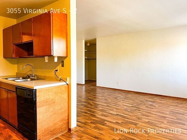 Building Photo - 3055 Virginia Ave S