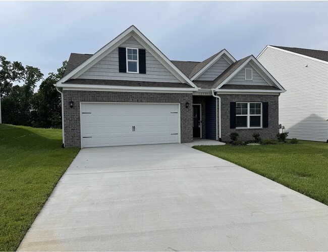 Building Photo - 12337 Manhattan Ln