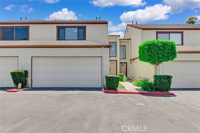 Building Photo - 821 S Cerritos Ave