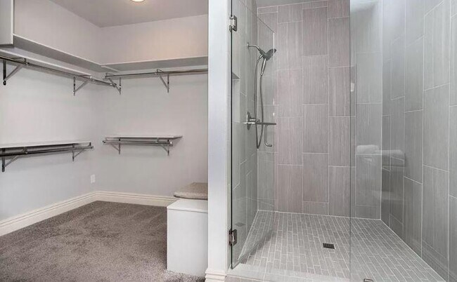 Building Photo - 2028 Cobblestone St