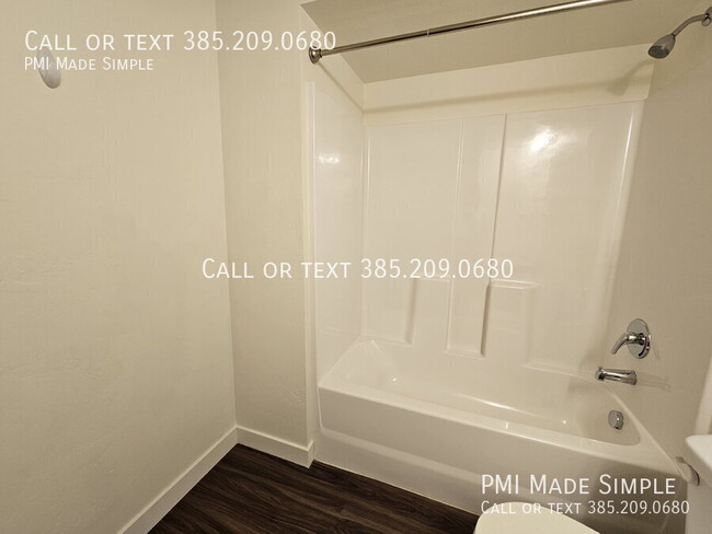 Building Photo - 783 E 550 S