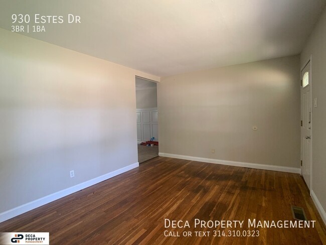 Building Photo - 3 Bedroom House