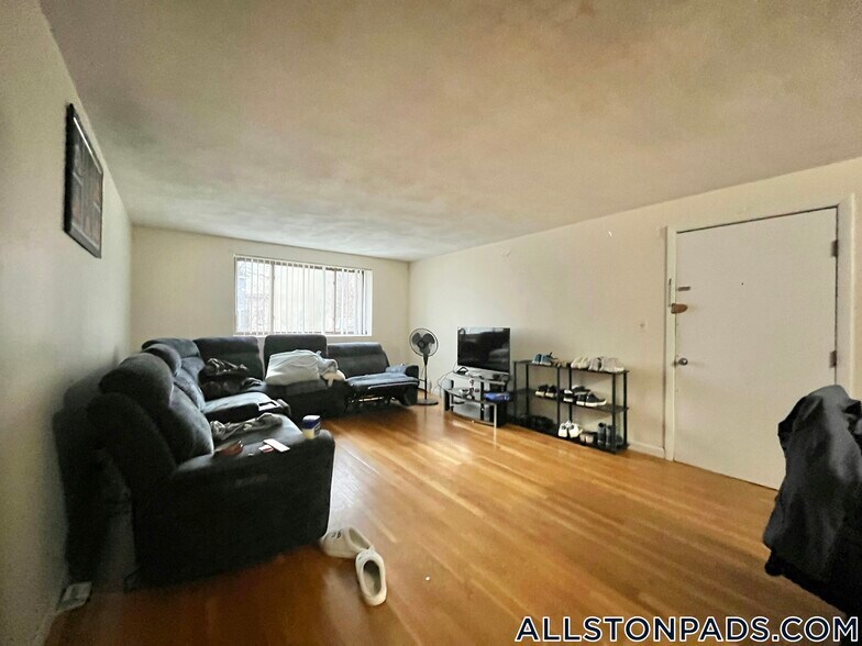 Building Photo - 26 Allston St