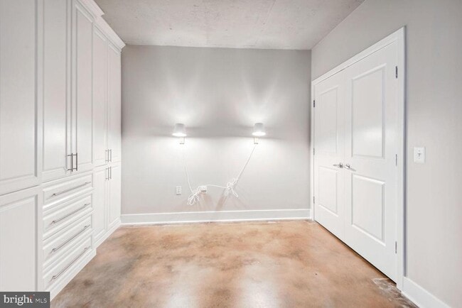 Building Photo - 2125 14th St NW