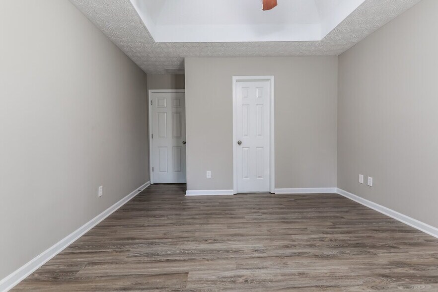 Building Photo - 965 Tigers Way