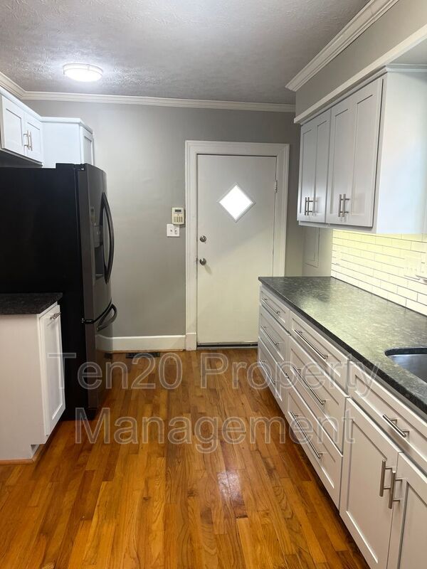Building Photo - 1515 30th St