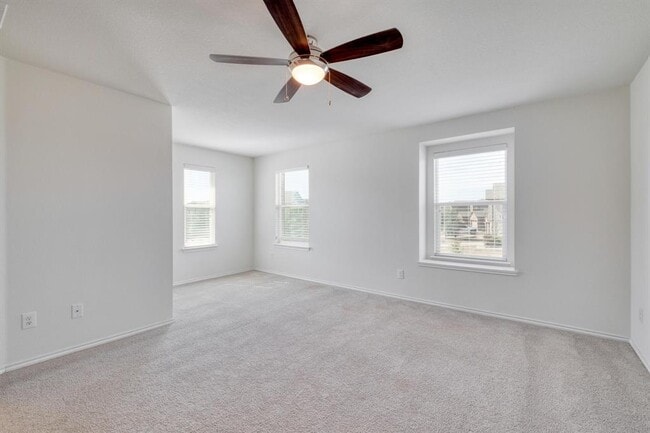 Building Photo - 13603 Abraham Lincoln St