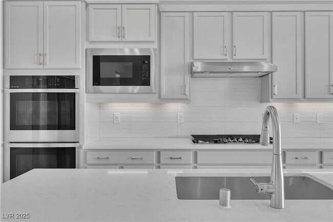 Building Photo - 11634 Peregrine Pt Ct