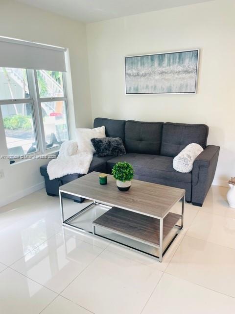 Building Photo - 1419 West Ave