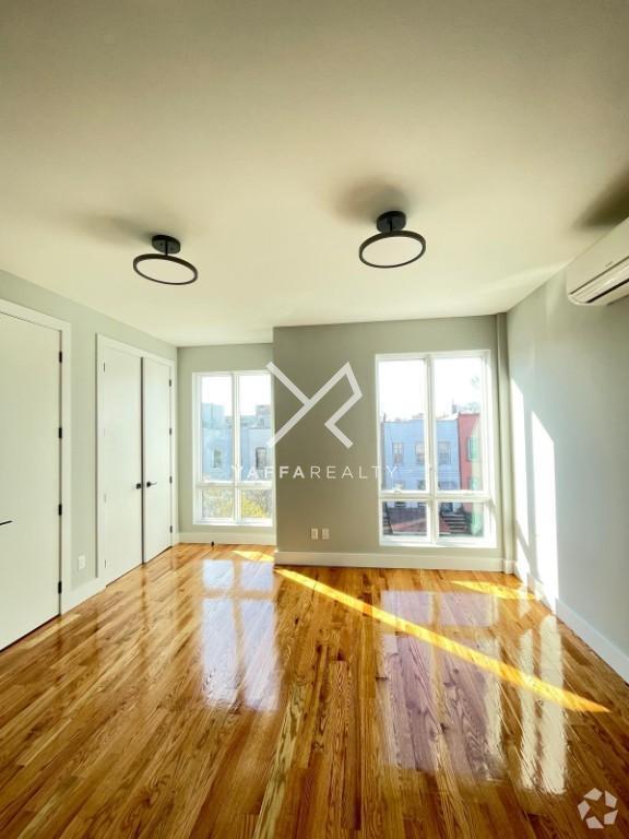 Building Photo - 1 bedroom in BROOKLYN NY 11207