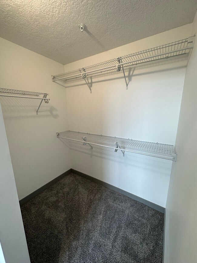 Building Photo - One Bedroom Unit at The Bank - Red Wing