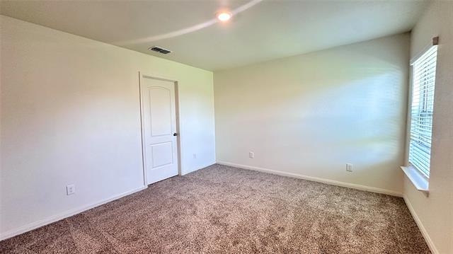 Building Photo - 3018 Hereford Dr