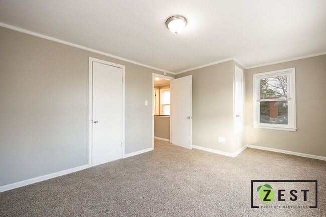 Building Photo - Greiner Apartments