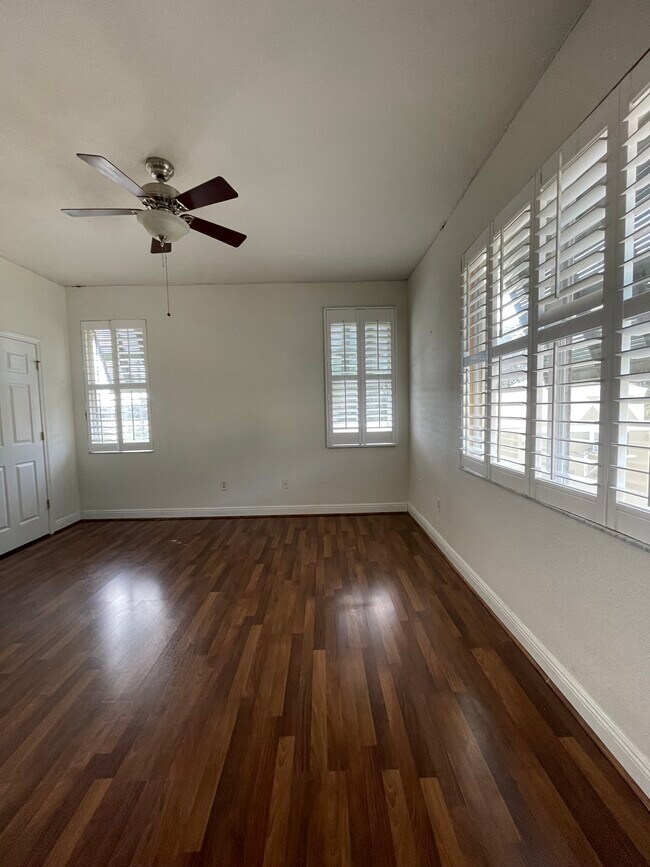Building Photo - 122 Key Haven Ct