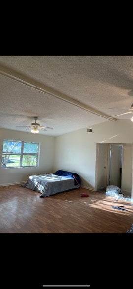 Building Photo - 1107 SW Ithaca St