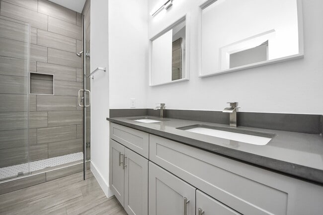 Building Photo - 7612 Easter St