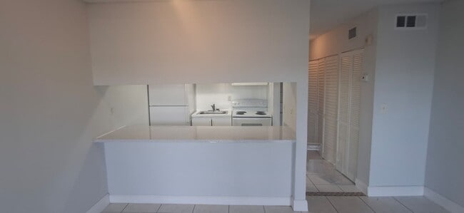 Building Photo - 251 NW 177th St