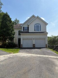 Building Photo - 312 Winding Hill Dr