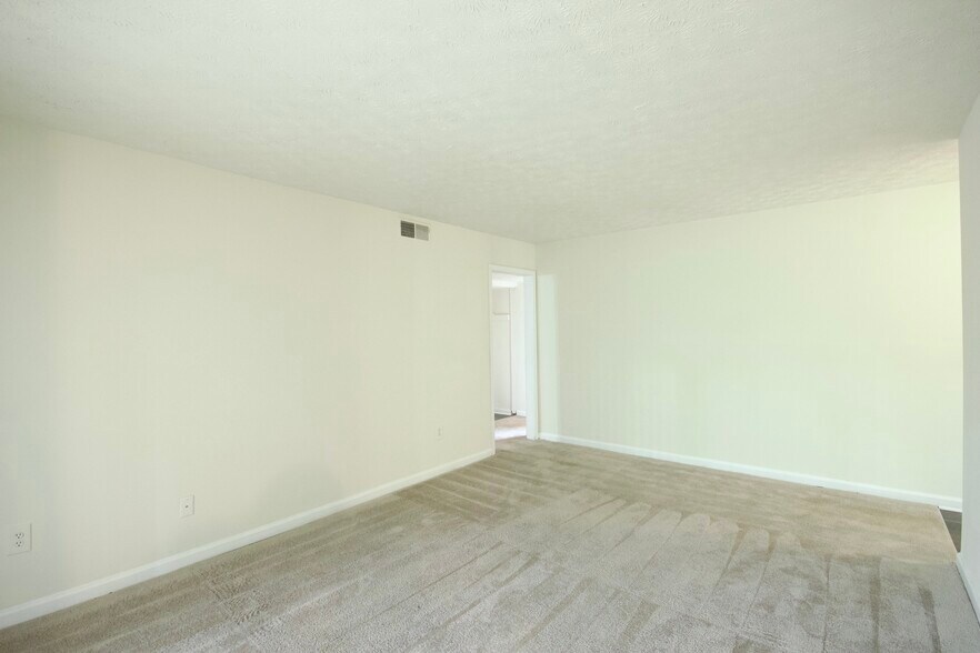 Building Photo - 285 Scandia Cir