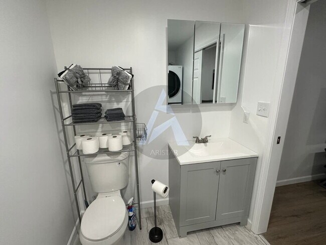 Building Photo - 4433 Coopers Creek Dr SE