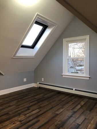 Building Photo - 24 Epworth St