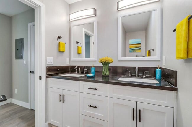 Building Photo - Duplet at Hillcrest | Modern Studio & 3 Bedroom Apartments in Hillcrest