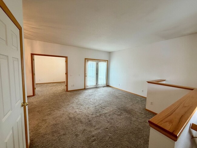 Building Photo - 3822 W 11th St