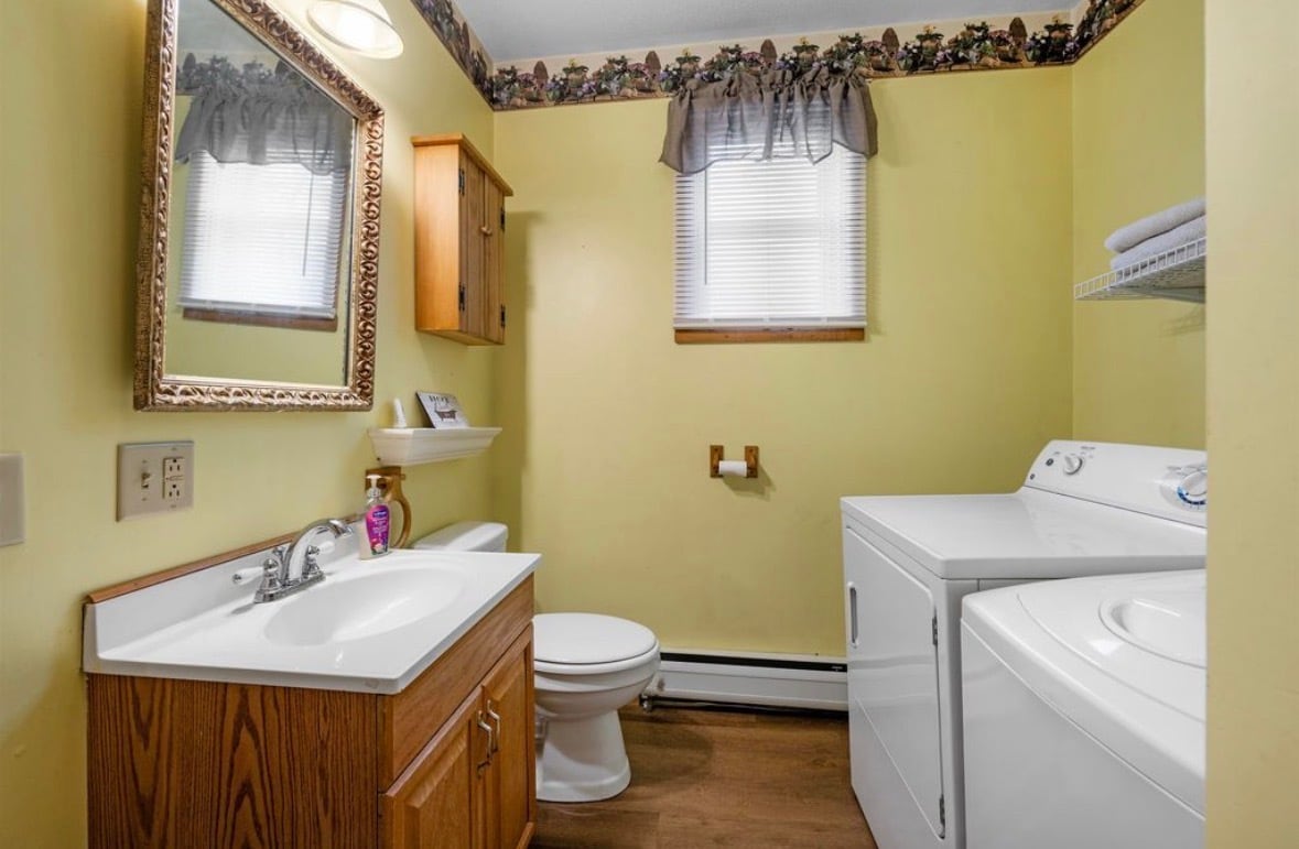 Building Photo - 92 Colby St