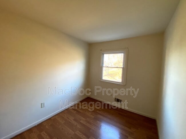 Building Photo - 3456 Beale Ct