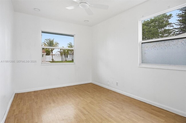 Building Photo - 2280 SW 43rd Ave