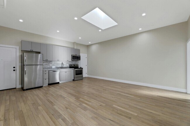 Building Photo - 3605 Bergenline Ave