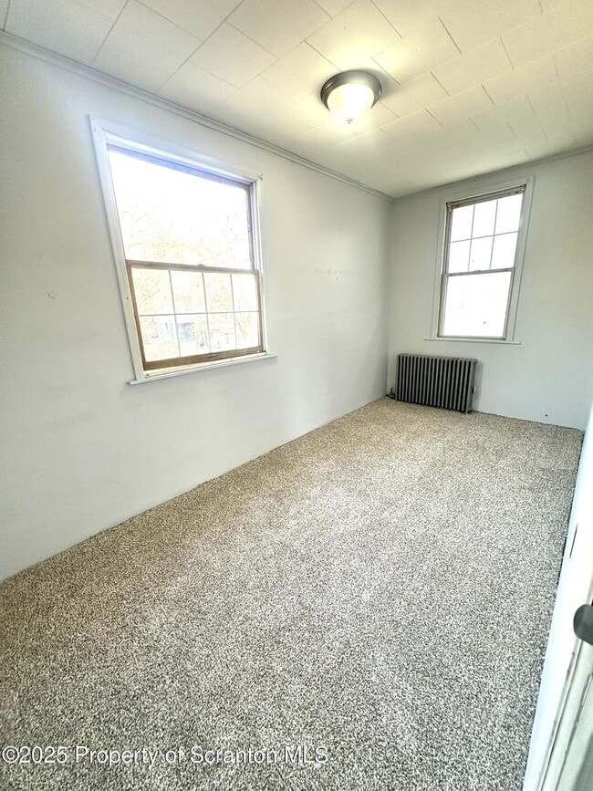 Building Photo - 539 Hazle St