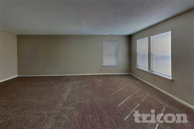 Building Photo - 7771 Mistflower Ln