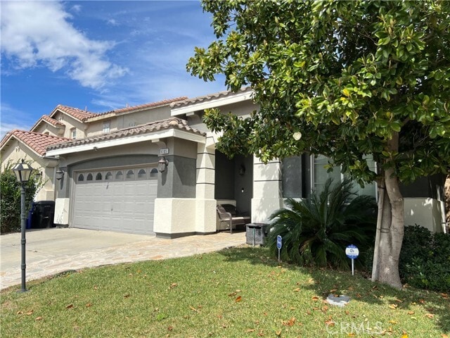 Building Photo - 6105 Eaglemont Dr