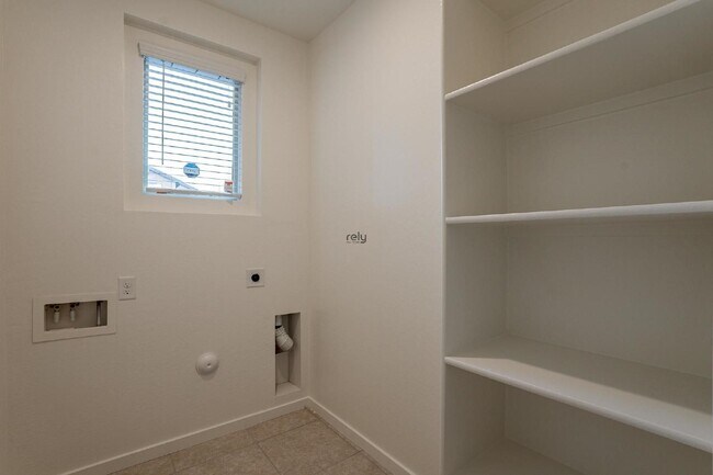 Building Photo - 14155 W Georgia Dr