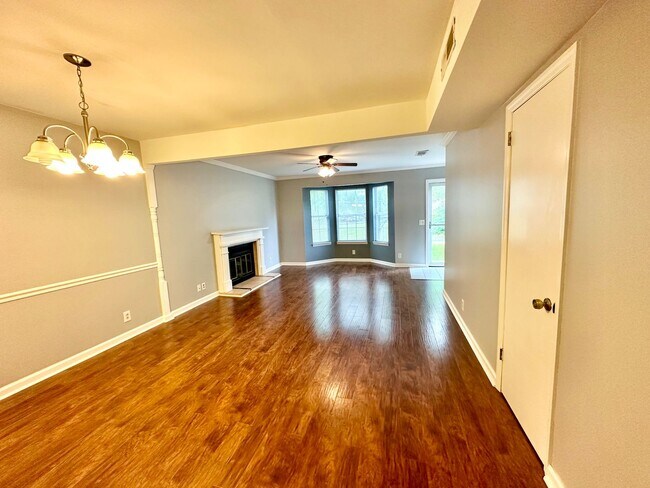 Building Photo - 7806 Sawyer Brown Rd