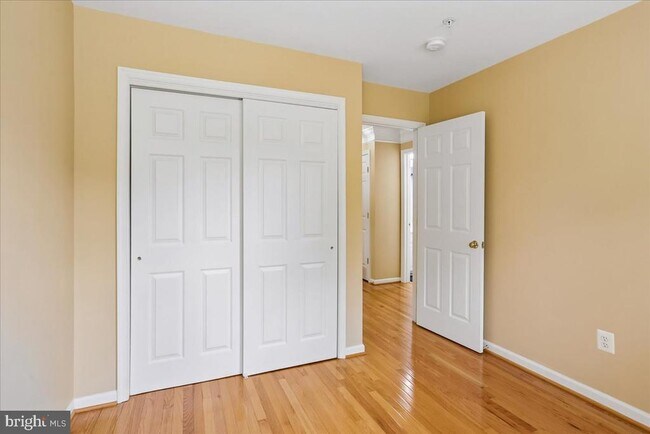 Building Photo - 2943 St Helen Cir