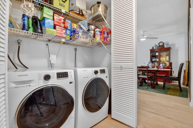 Building Photo - 3050 Presidential Way