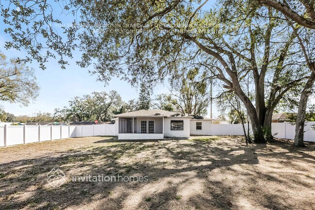 Building Photo - 3738 Hill St