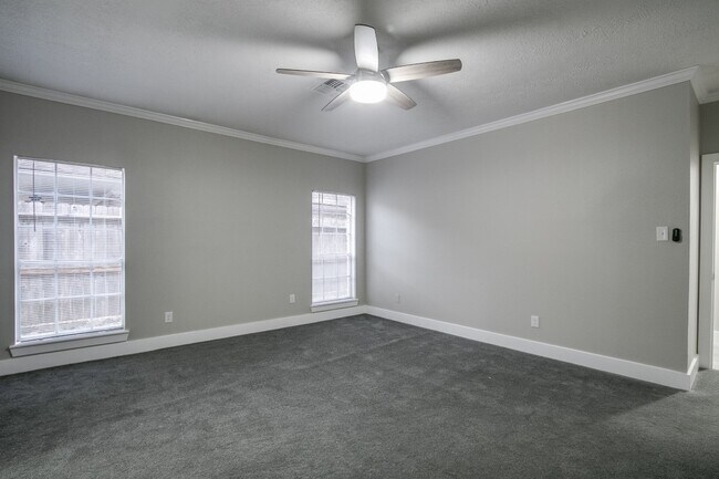 Building Photo - 16623 Wimbledon Forest Dr