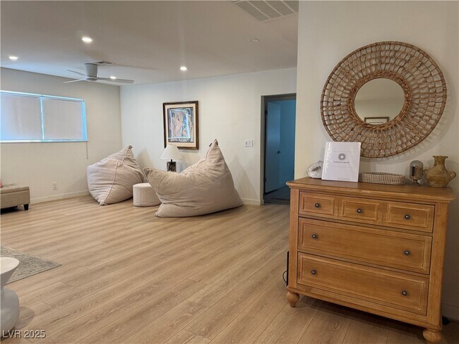 Building Photo - 3611 Rosewood St